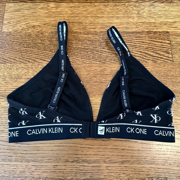 Calvin Klein - Modern Cotton Lightly Lined Triangle Bralette (M) - Picture 2 of 3